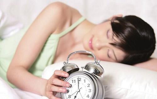 哪些食物會影響睡眠質量