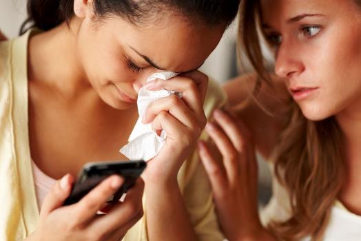 女性適當哭泣更健康：眼淚是身心排毒的良藥