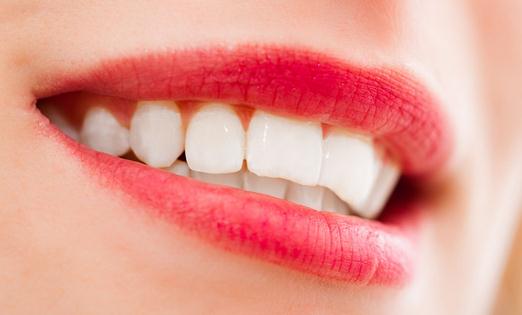 遠離八大毀牙習慣 正確呵護牙齒健康