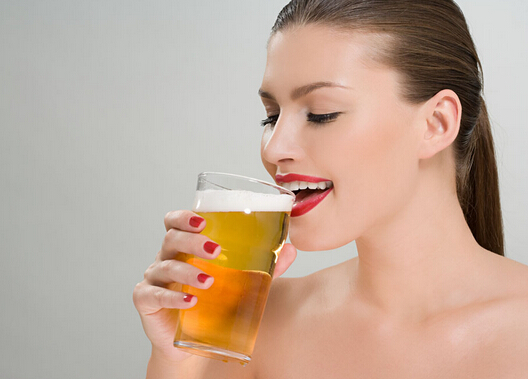 消除啤酒肚的方法-快速解酒的八種方法