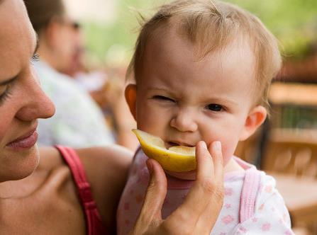 寶寶能吃檸檬嗎？寶寶吃檸檬的食用禁忌及食用方法