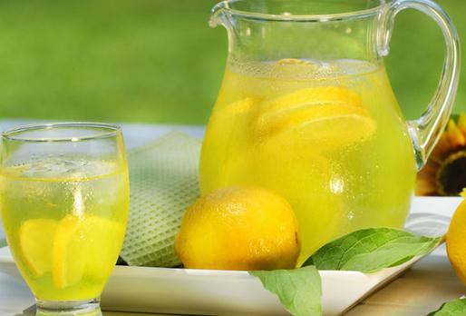 檸檬水有什麼功效？檸檬水的十種作用