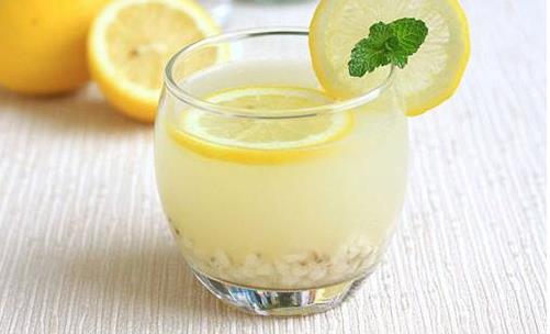 喝檸檬水的好處 揭秘檸檬水裡的7大迷思