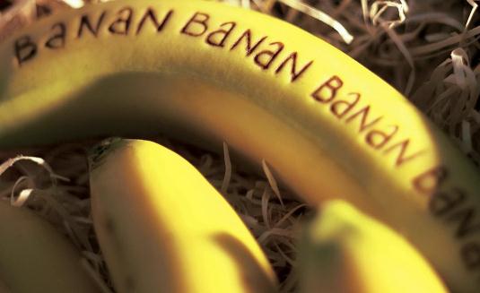 香蕉蘆筍助你消除黑眼圈