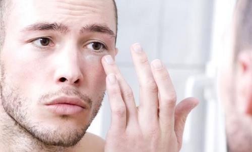 男人夜間護膚的四大方法