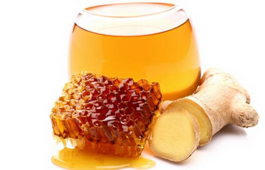 生薑加蜂蜜水能淡化老年斑
