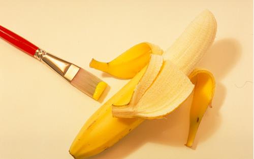 用香蕉做面膜可以讓我們美白
