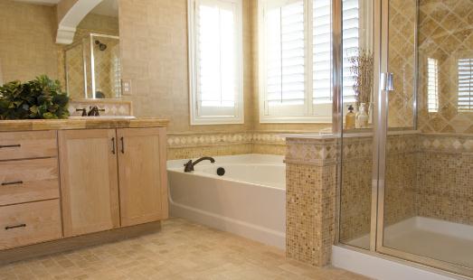 衛浴裝修隔斷用什麼材料比較好？